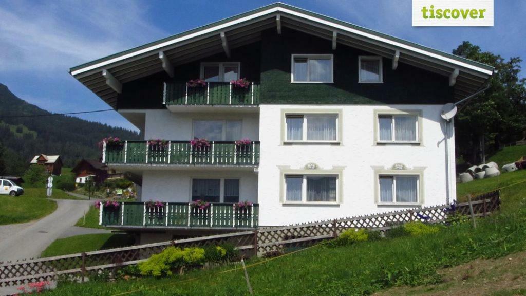 Haus Valuga Villa Buerserberg Luaran gambar